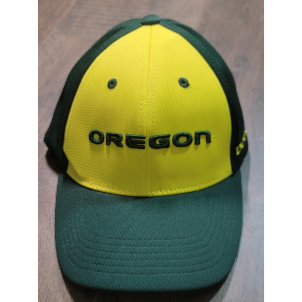 Oregon Ducks Hat‎ Captivating Headwear Green Yellow Adjustable Baseball Cap NCAA